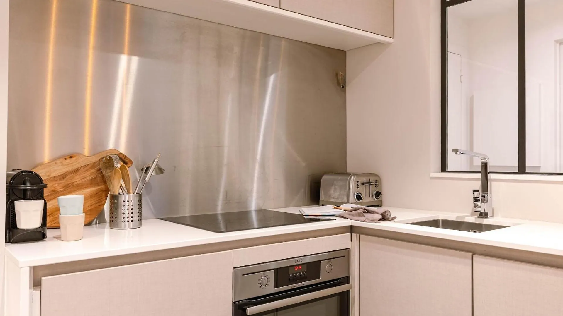 Stylish Apartment 50 Meters From The Beach أوستيند بلجيكا